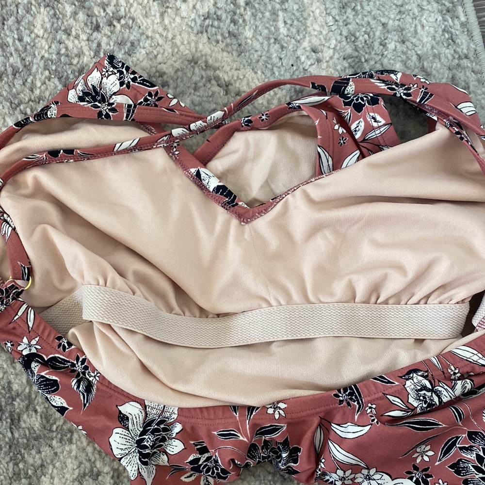 Kona Sol Criss Cross Back One Piece Bathing Suit - Picture 6 of 8